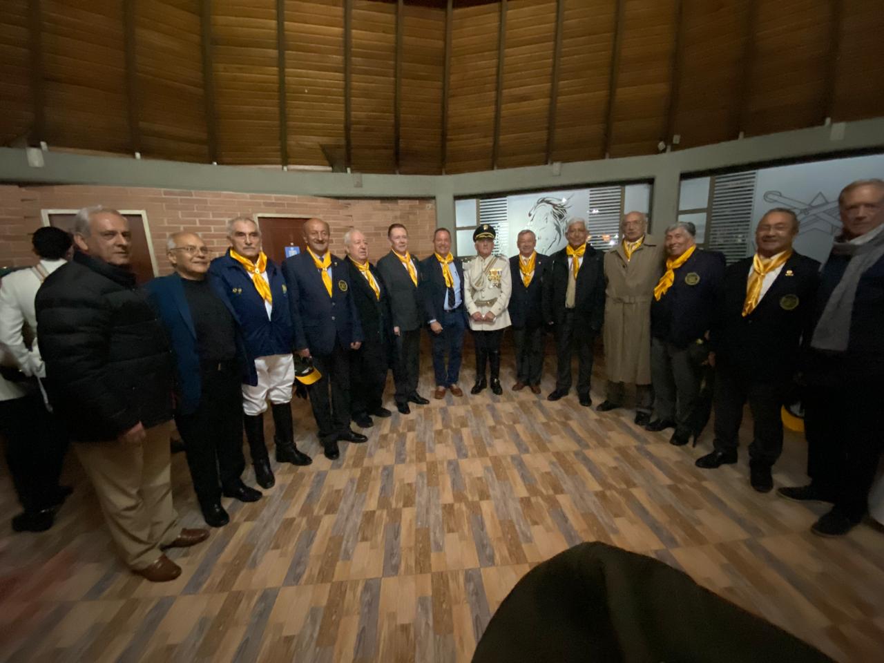 Oficiales miembros del Carrusel de GOCAR